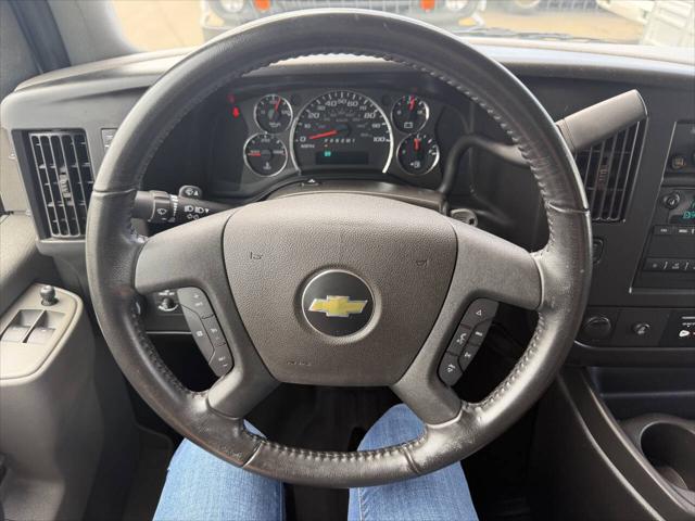 2022 Chevrolet Express Cargo Van RWD 2500 Extended Wheelbase WT