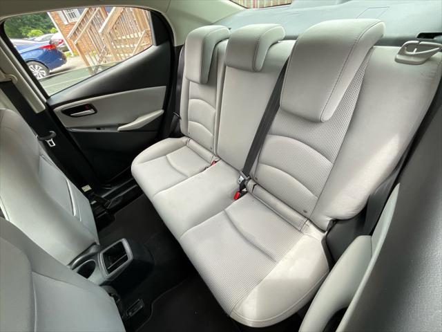 2019 Toyota Yaris L