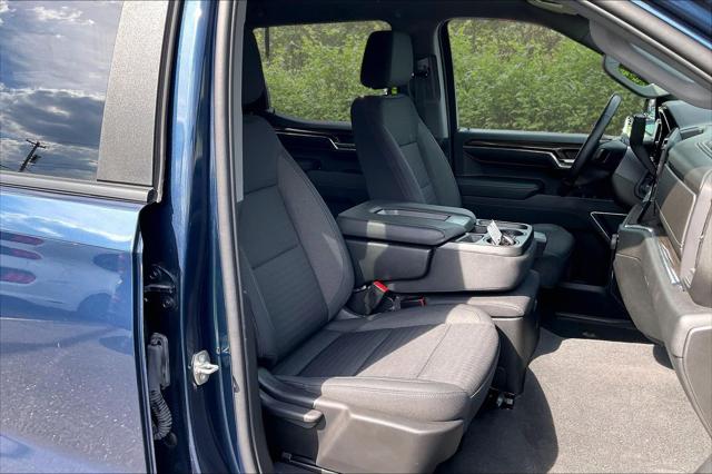 2023 Chevrolet Silverado 1500 4WD Crew Cab Short Bed LT with 2FL