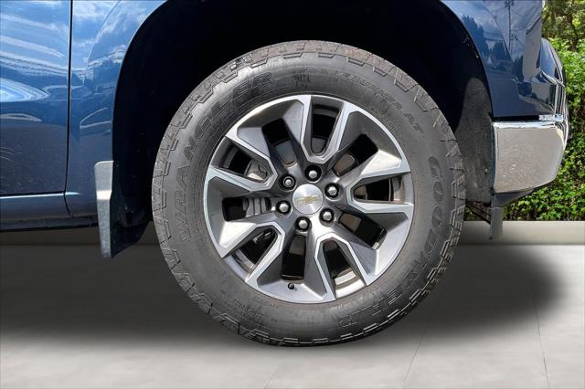 2023 Chevrolet Silverado 1500 4WD Crew Cab Short Bed LT with 2FL