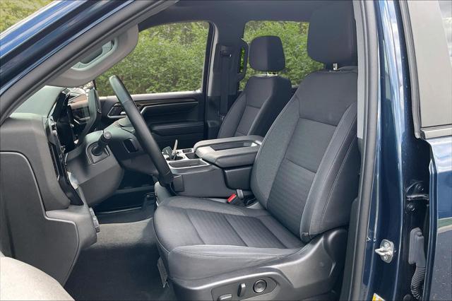 2023 Chevrolet Silverado 1500 4WD Crew Cab Short Bed LT with 2FL