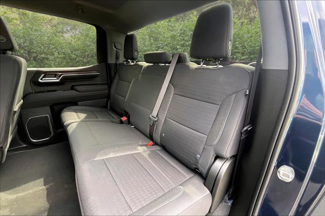 2023 Chevrolet Silverado 1500 4WD Crew Cab Short Bed LT with 2FL