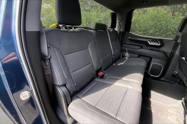 2023 Chevrolet Silverado 1500 4WD Crew Cab Short Bed LT with 2FL