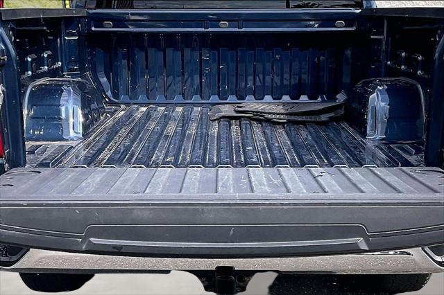 2023 Chevrolet Silverado 1500 4WD Crew Cab Short Bed LT with 2FL