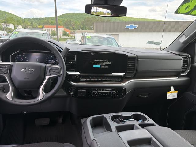 2026 Chevrolet Silverado 1500 4WD Crew Cab Short Bed RST