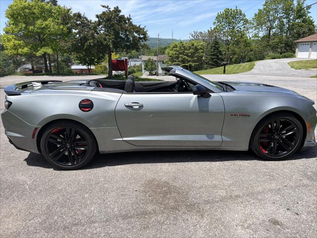 2023 Chevrolet Camaro RWD Convertible 2SS