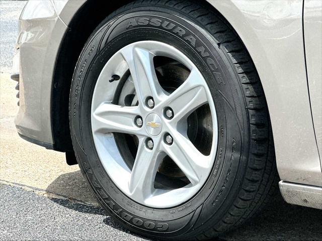 2025 Chevrolet Malibu FWD LS