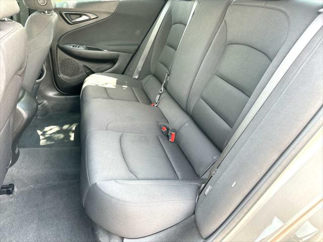 2025 Chevrolet Malibu FWD LS