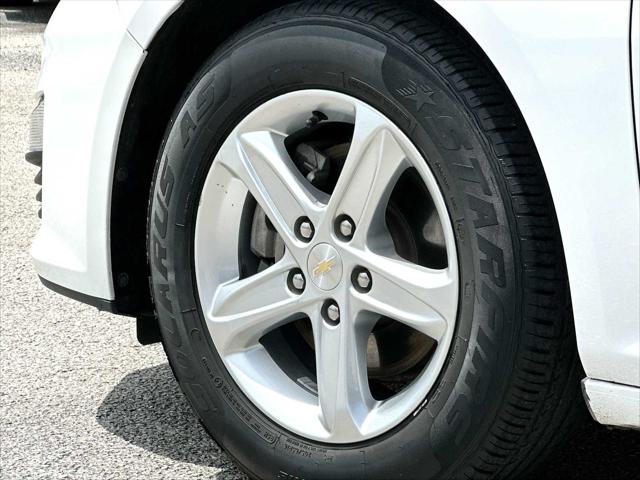 2023 Chevrolet Malibu FWD 1FL