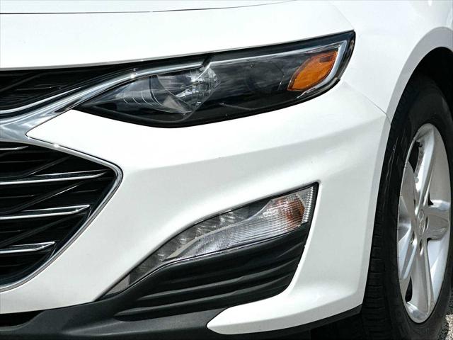 2023 Chevrolet Malibu FWD 1FL
