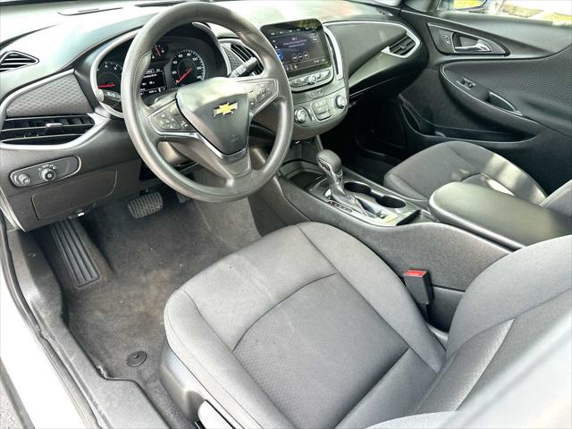 2023 Chevrolet Malibu FWD 1FL