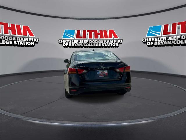 2025 Nissan Altima SV FWD