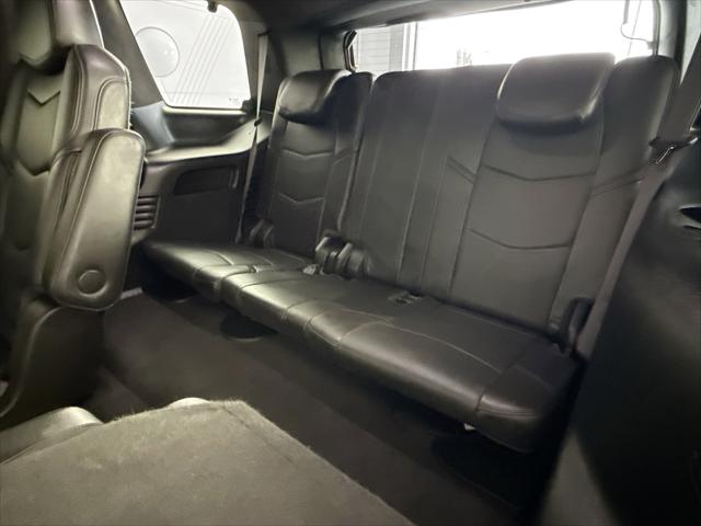 2017 Cadillac Escalade Platinum