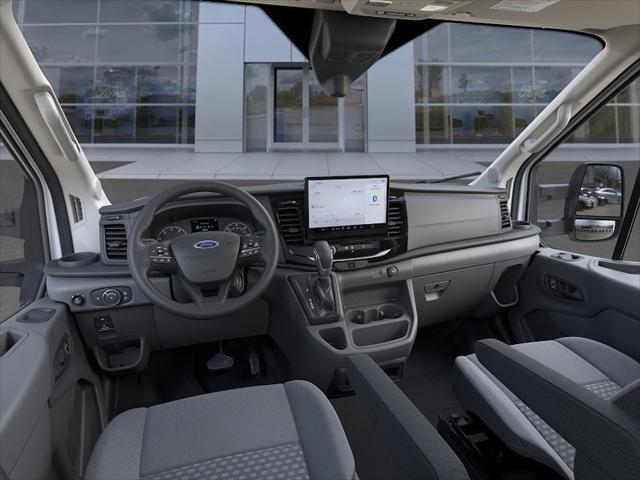 2025 Ford Transit Cutaway Unknown
