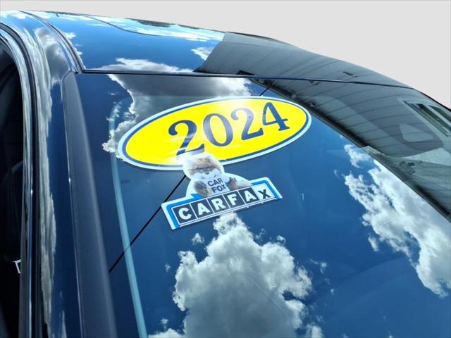 2024 Volvo S60 B5 Plus Dark Theme