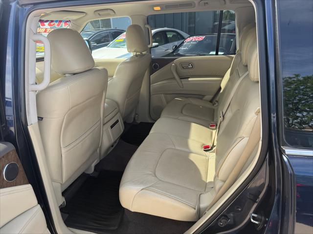2017 INFINITI QX80 Unknown