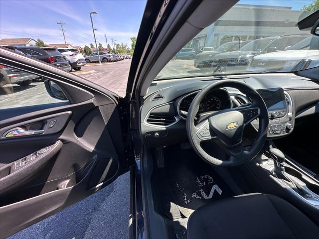 2022 Chevrolet Malibu FWD LS