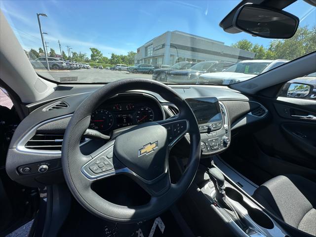 2022 Chevrolet Malibu FWD LS