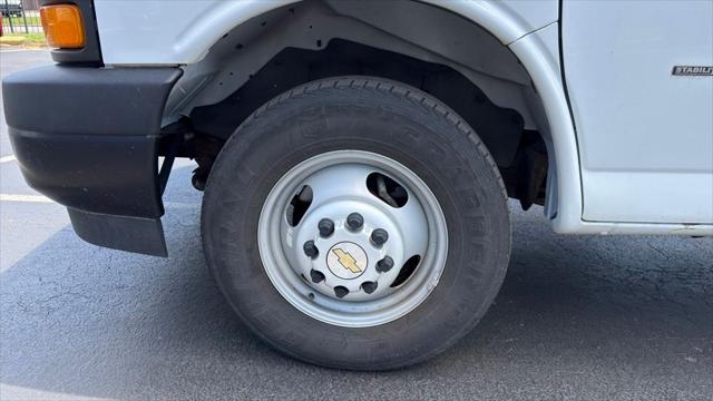 2021 Chevrolet Express Cutaway Work Van