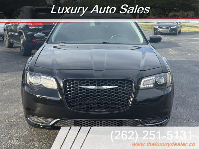 2020 Chrysler 300 Touring AWD