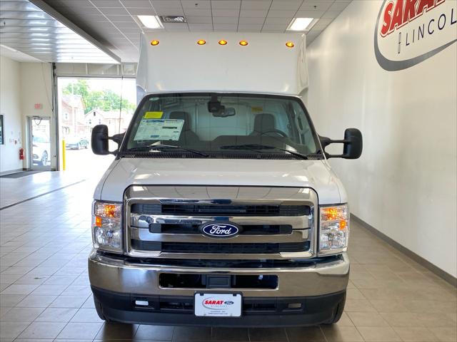 2027 Ford E-Series Cutaway E-350 SRW 138 WB