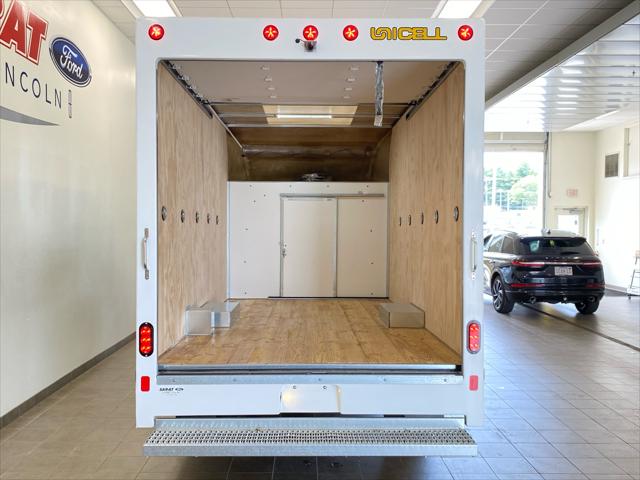 2027 Ford E-Series Cutaway E-350 SRW 138 WB