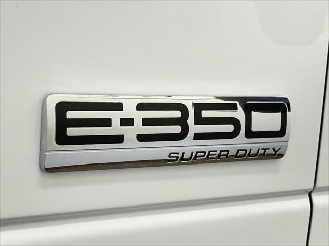 2027 Ford E-Series Cutaway E-350 SRW 138 WB