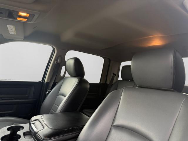 2022 Ram 1500 Classic Tradesman Crew Cab 4x4 6'4" Box