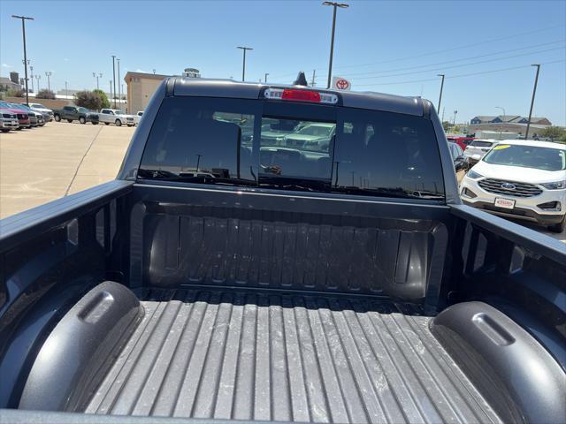 2026 Ram 1500 Express Crew Cab 4x4 57 Box