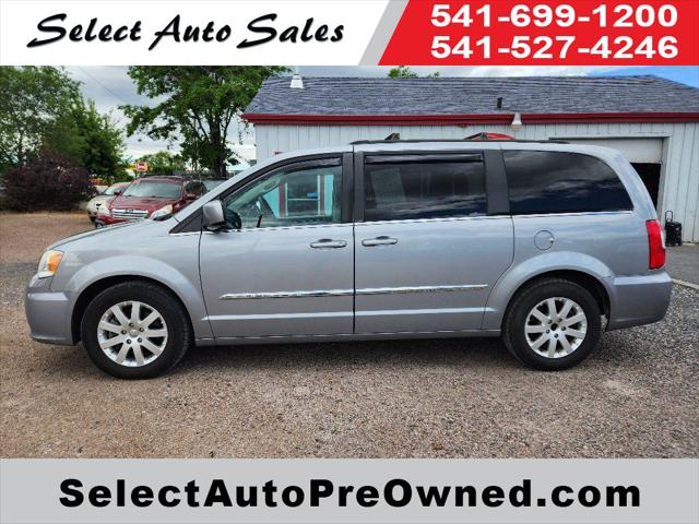 2014 Chrysler Town & Country Touring