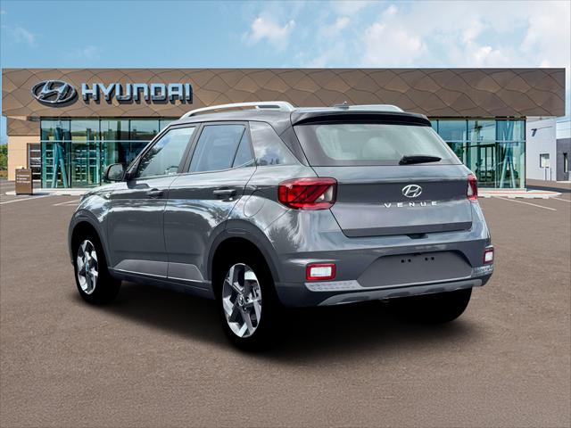 2026 Hyundai Venue SEL w/Two-Tone Roof