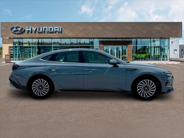 2025 Hyundai Sonata Hybrid Limited