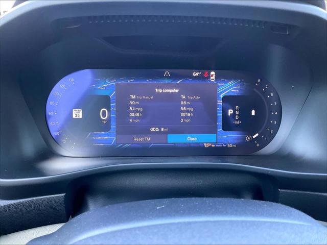 2026 Volvo XC40 Plus, B5 AWD Gas (mild hybrid), Dark