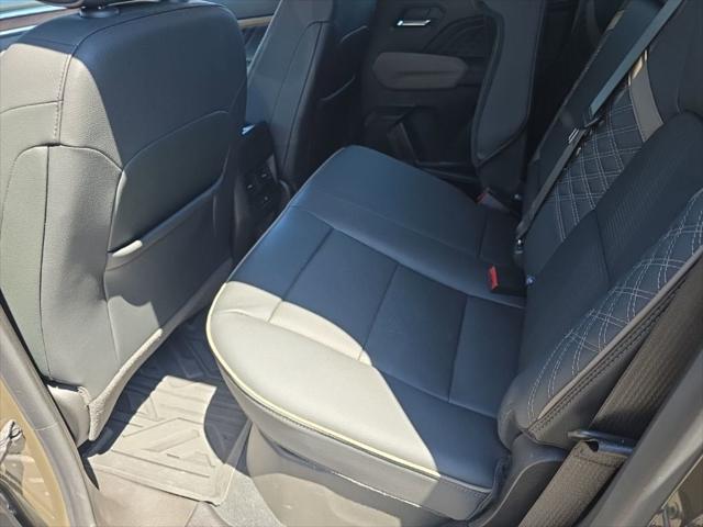 2023 GMC Canyon 4WD Crew Cab Short Box Denali