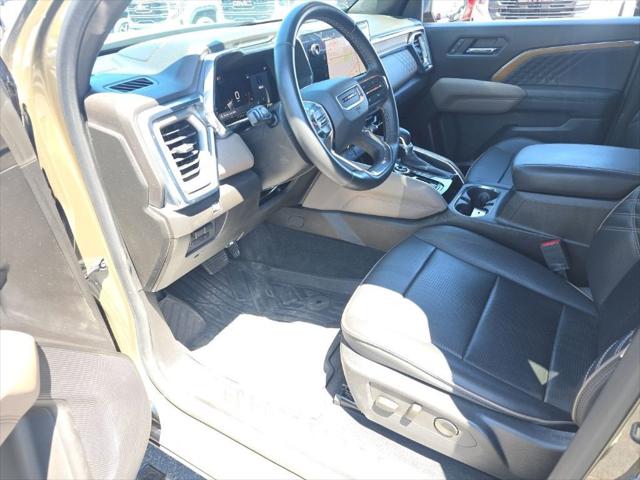 2023 GMC Canyon 4WD Crew Cab Short Box Denali