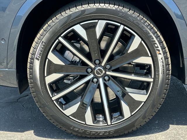 2026 Volvo XC90 Plug-In Hybrid Plus, T8 AWD, Electric/Gasoline, Bright, 7 Seats