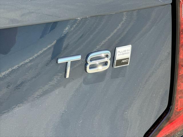 2026 Volvo XC90 Plug-In Hybrid Plus, T8 AWD, Electric/Gasoline, Bright, 7 Seats