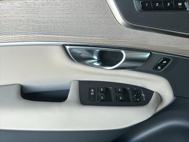 2026 Volvo XC90 Plug-In Hybrid Plus, T8 AWD, Electric/Gasoline, Bright, 7 Seats
