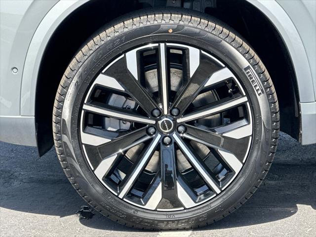 2026 Volvo XC90 Plug-In Hybrid Plus, T8 AWD, Electric/Gasoline, Bright, 7 Seats