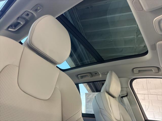2026 Volvo XC90 Plug-In Hybrid Ultra, T8 AWD, Electric/Gasoline, Bright, 7 Seats