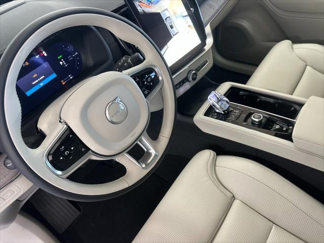 2026 Volvo XC90 Plug-In Hybrid Ultra Dark Theme, T8 AWD, Electric/Gasoline, 7 Seats