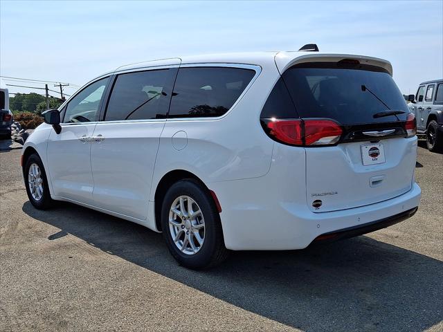 2027 Chrysler Pacifica PACIFICA LX 2027 Chrysler Pacifica PACIFICA LX