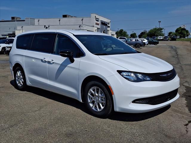 2027 Chrysler Pacifica PACIFICA LX 2027 Chrysler Pacifica PACIFICA LX