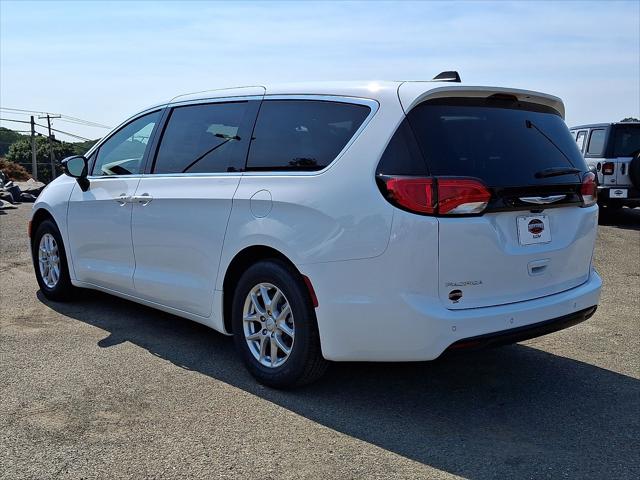 2027 Chrysler Pacifica PACIFICA LX 2027 Chrysler Pacifica PACIFICA LX