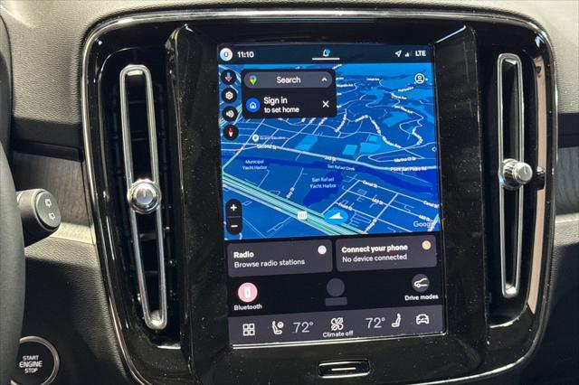 2026 Volvo XC40 Plus, B5 AWD Gas (mild hybrid), Dark