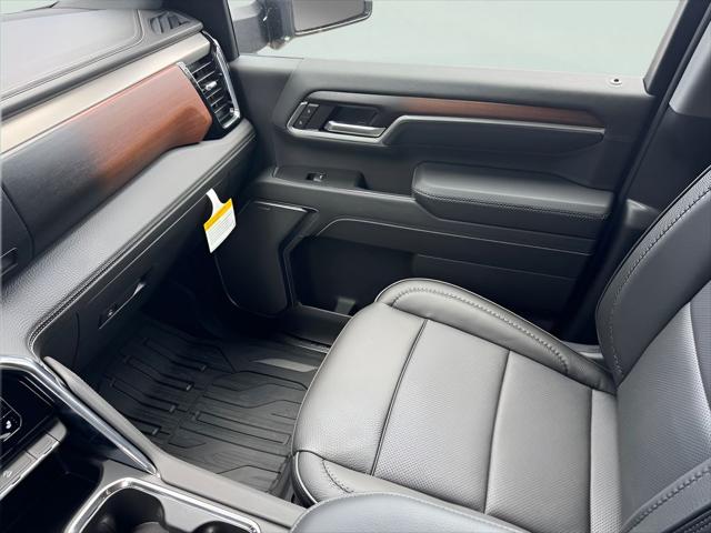 2026 GMC Sierra 2500HD Crew Cab, Standard Bed, Denali, 4WD