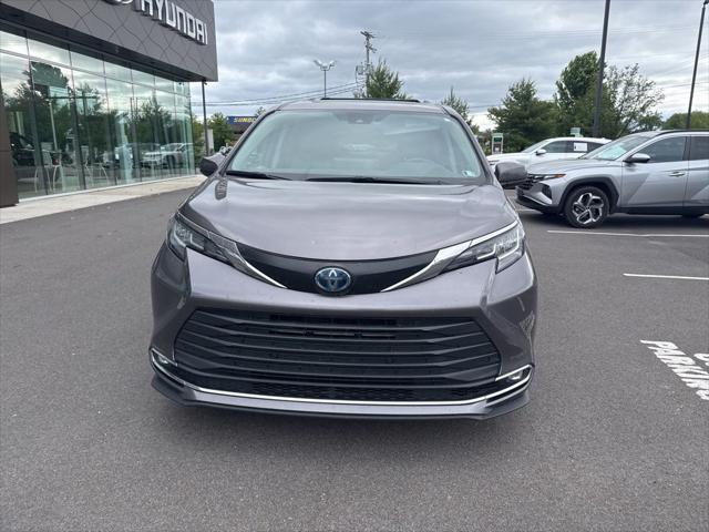2021 Toyota Sienna XLE