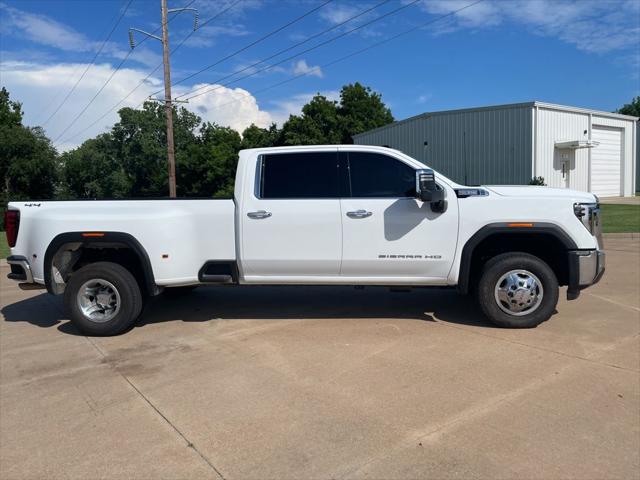2026 GMC Sierra 3500HD Crew Cab, Long Bed, SLT Dual Rear Wheel, 4WD