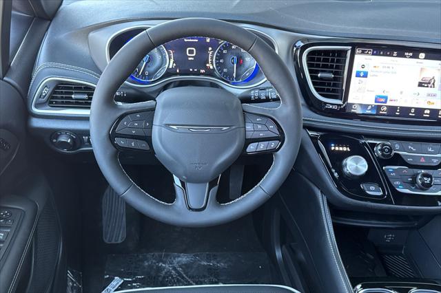 2027 Chrysler Pacifica Limited
