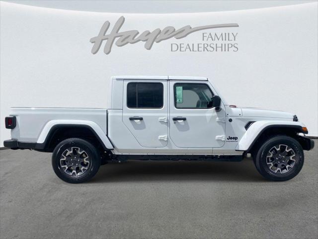2026 Jeep Gladiator GLADIATOR SAHARA 4X4